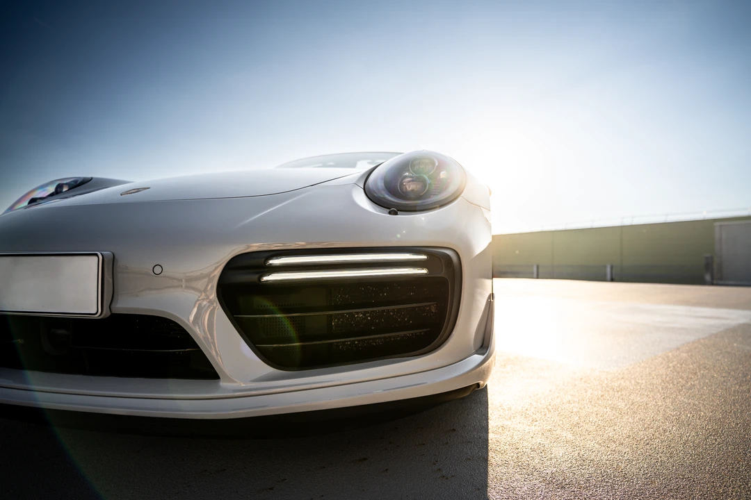 2017 Porsche 991 Turbo - Image 14 of 31