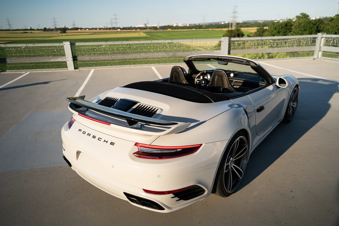 2017 Porsche 991 Turbo - Image 12 of 31