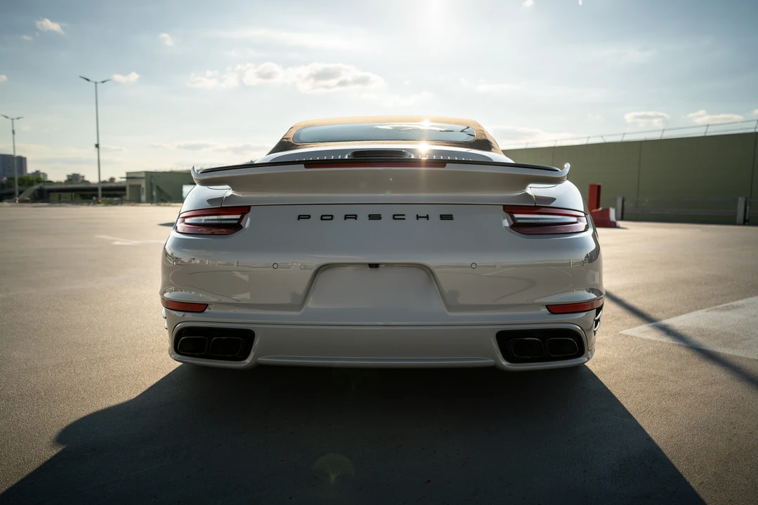 2017 Porsche 991 Turbo - Image 6 of 31