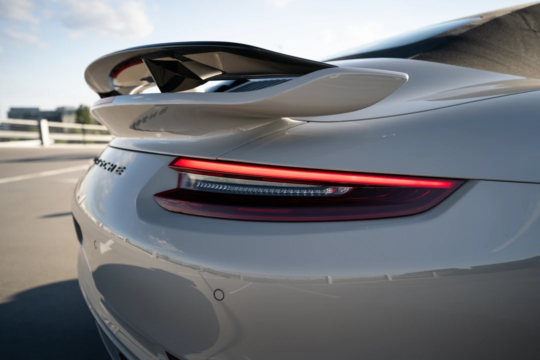 2017 Porsche 991 Turbo - Image 28 of 31