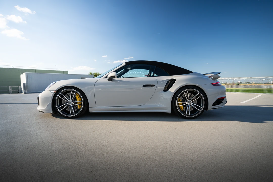 2017 Porsche 991 Turbo - Image 4 of 31