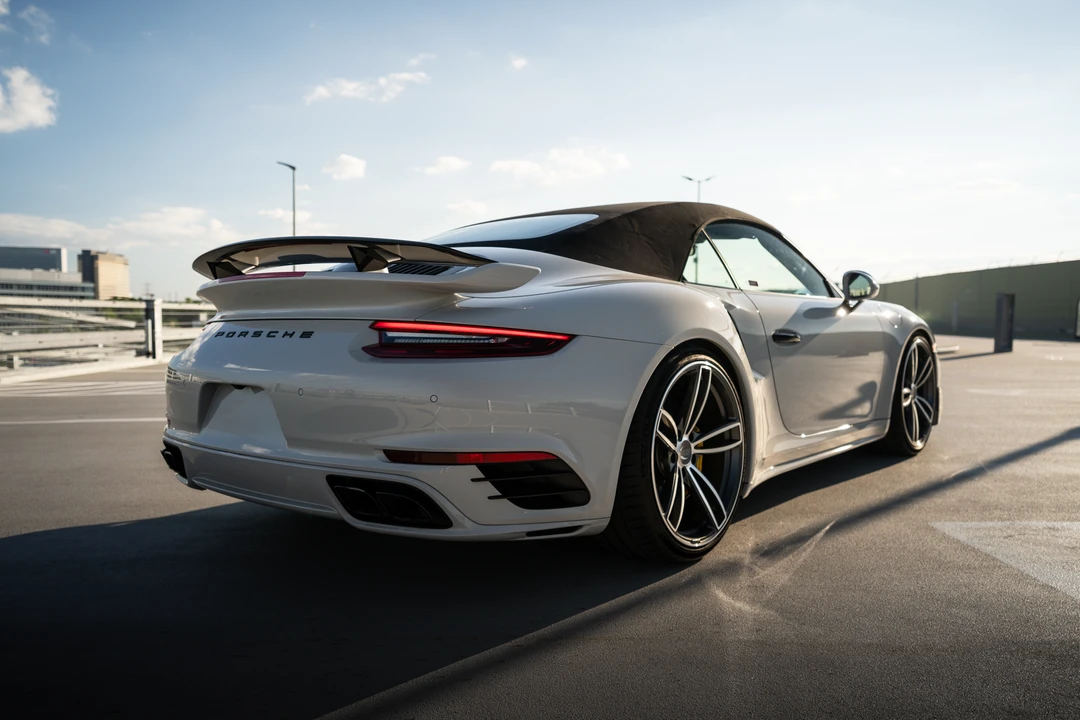 2017 Porsche 991 Turbo - Image 5 of 31