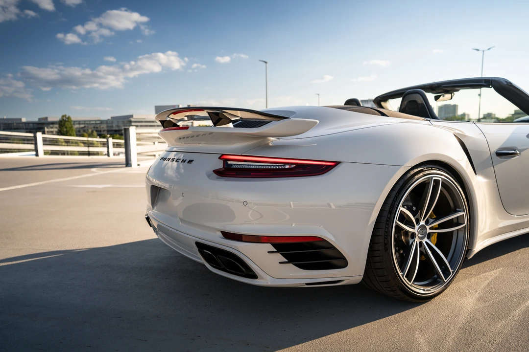 2017 Porsche 991 Turbo - Image 31 of 31