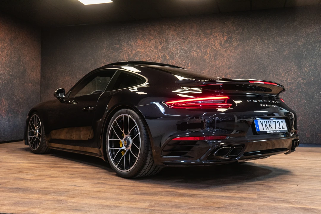 2016 Porsche 991 Turbo S - Image 6 of 31