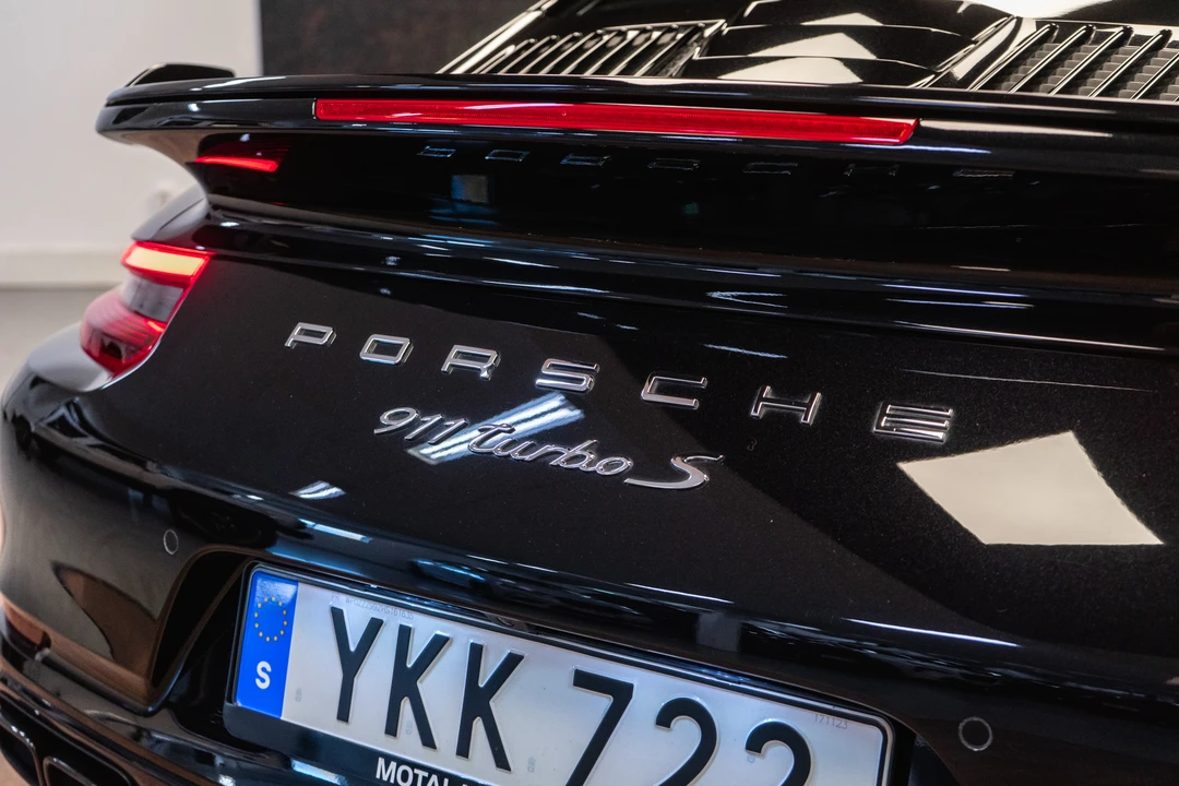 2016 Porsche 991 Turbo S - Image 10 of 31