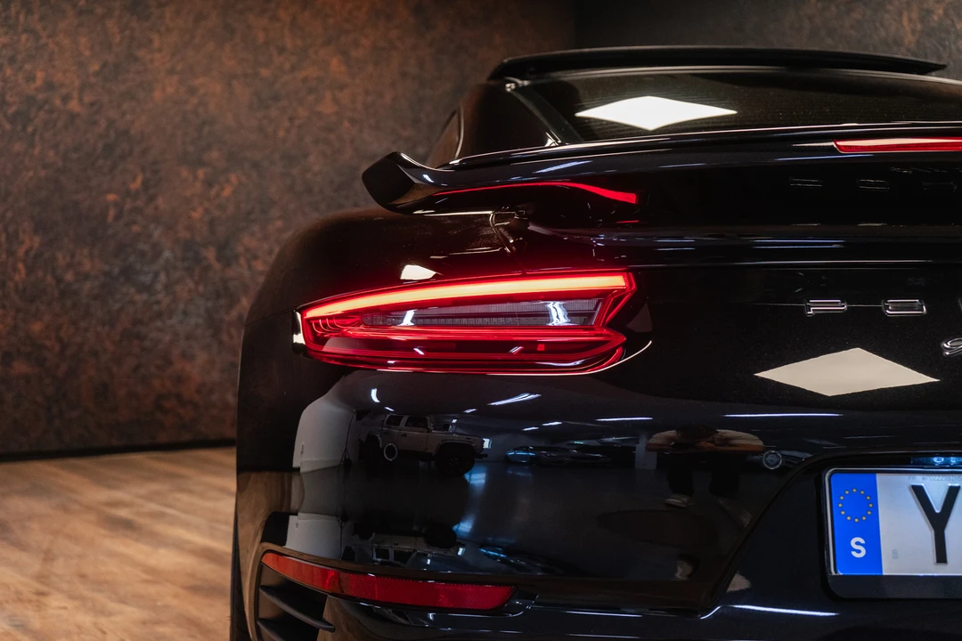 2016 Porsche 991 Turbo S - Image 11 of 31
