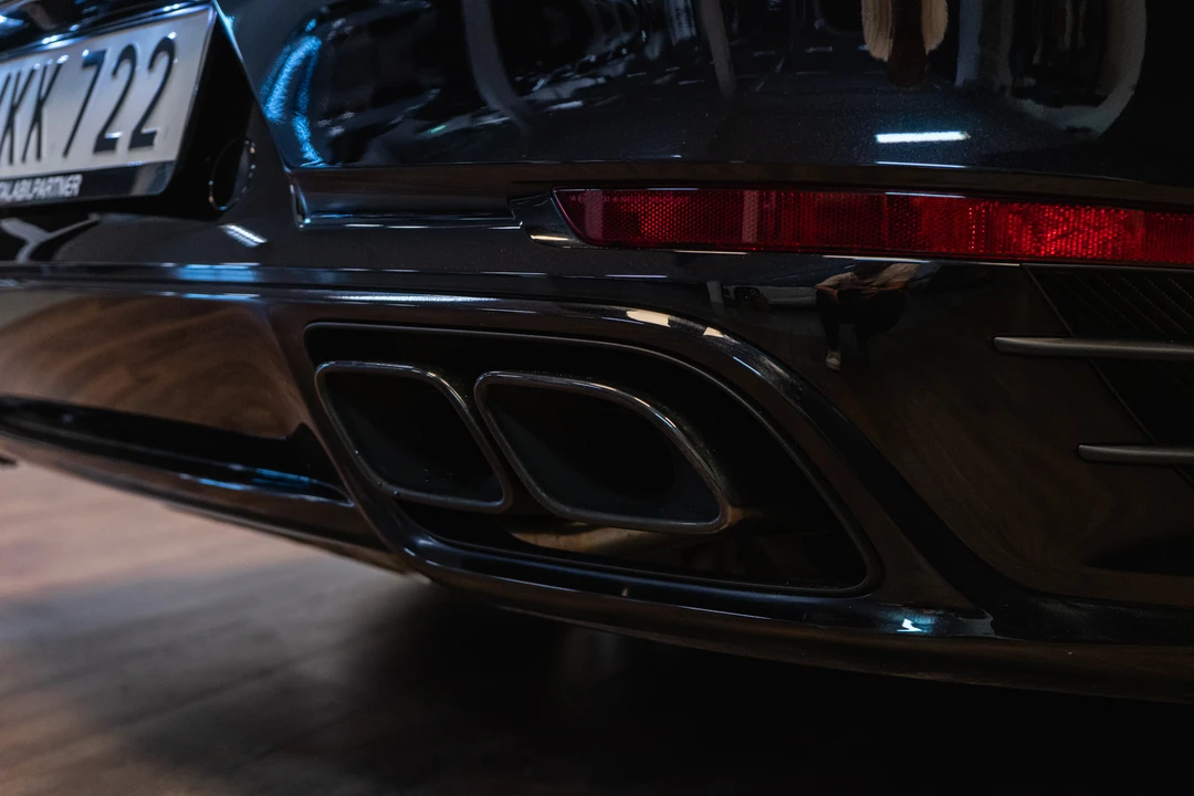2016 Porsche 991 Turbo S - Image 18 of 31