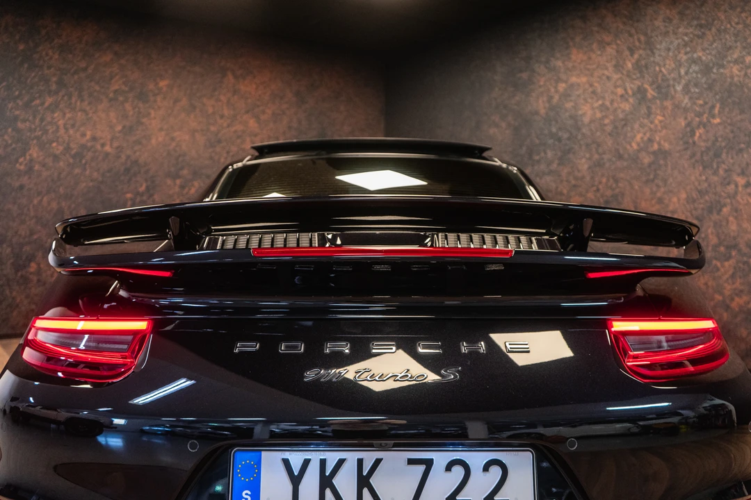 2016 Porsche 991 Turbo S - Image 23 of 31