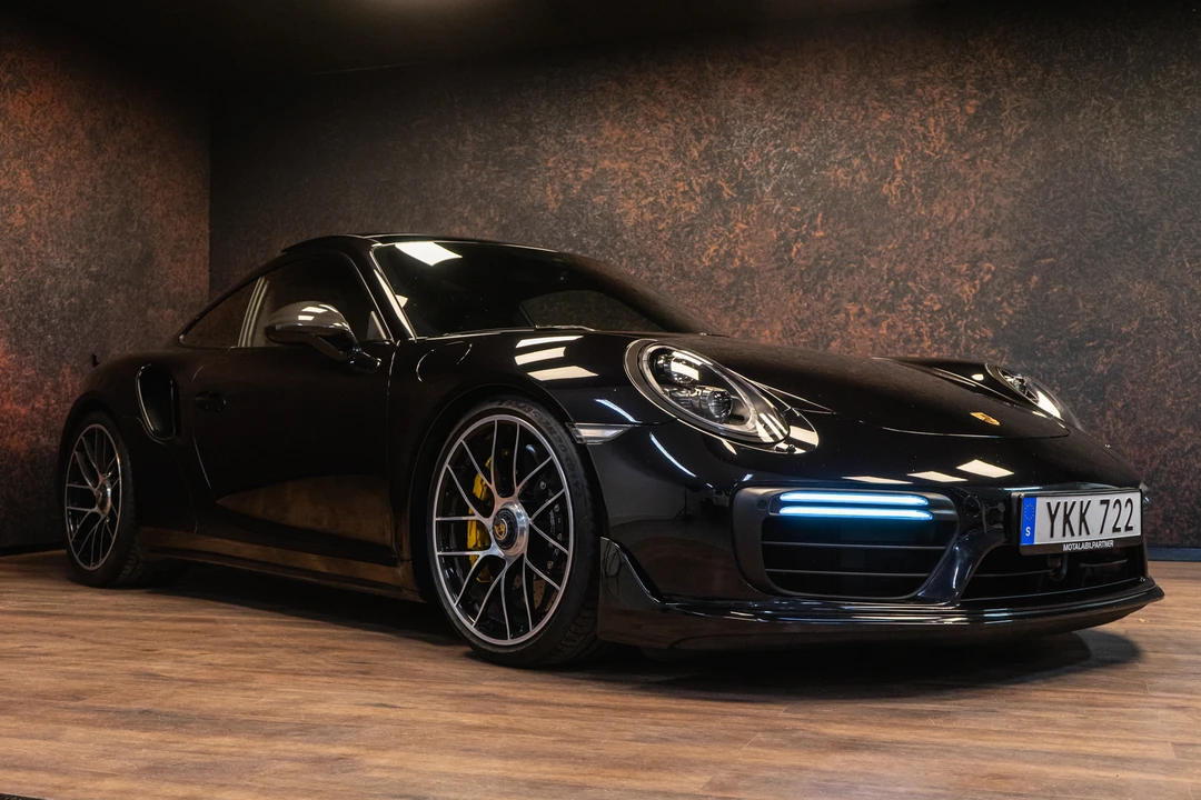 2016 Porsche 991 Turbo S - Image 3 of 31
