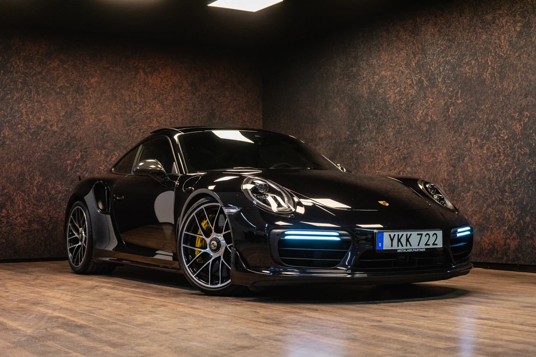 2016 Porsche 991 Turbo S - Image 8 of 31