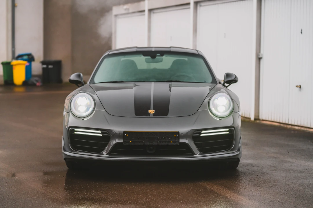 2017 Porsche 991 Turbo S - Image 10 of 31