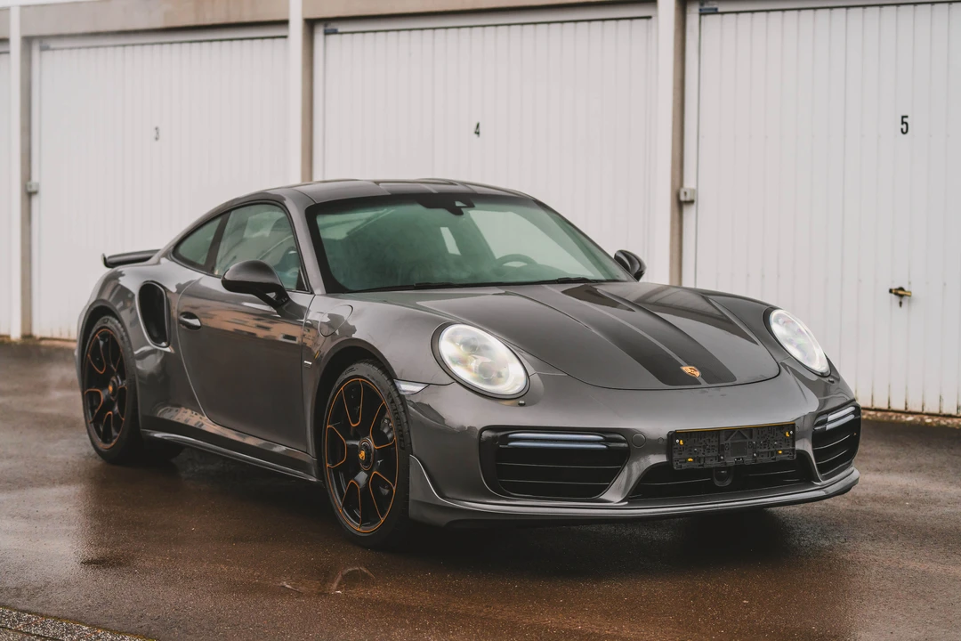 2017 Porsche 991 Turbo S - Image 9 of 31