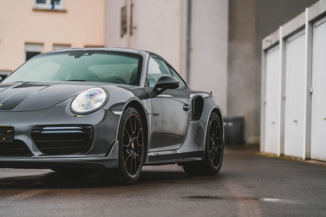 2017 Porsche 991 Turbo S - Image 25 of 31