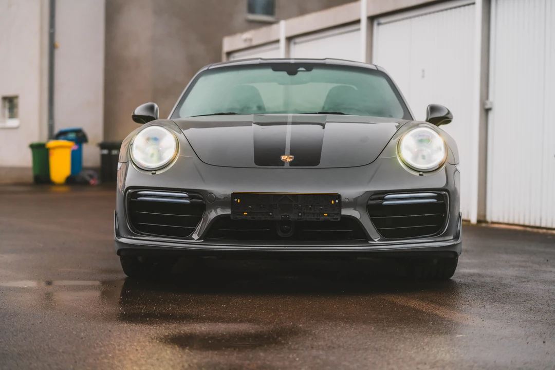 2017 Porsche 991 Turbo S - Image 18 of 31