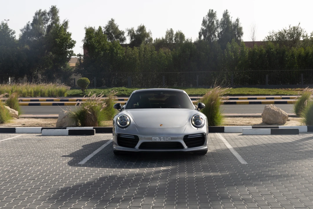 2017 Porsche 991 Turbo S - Image 10 of 31