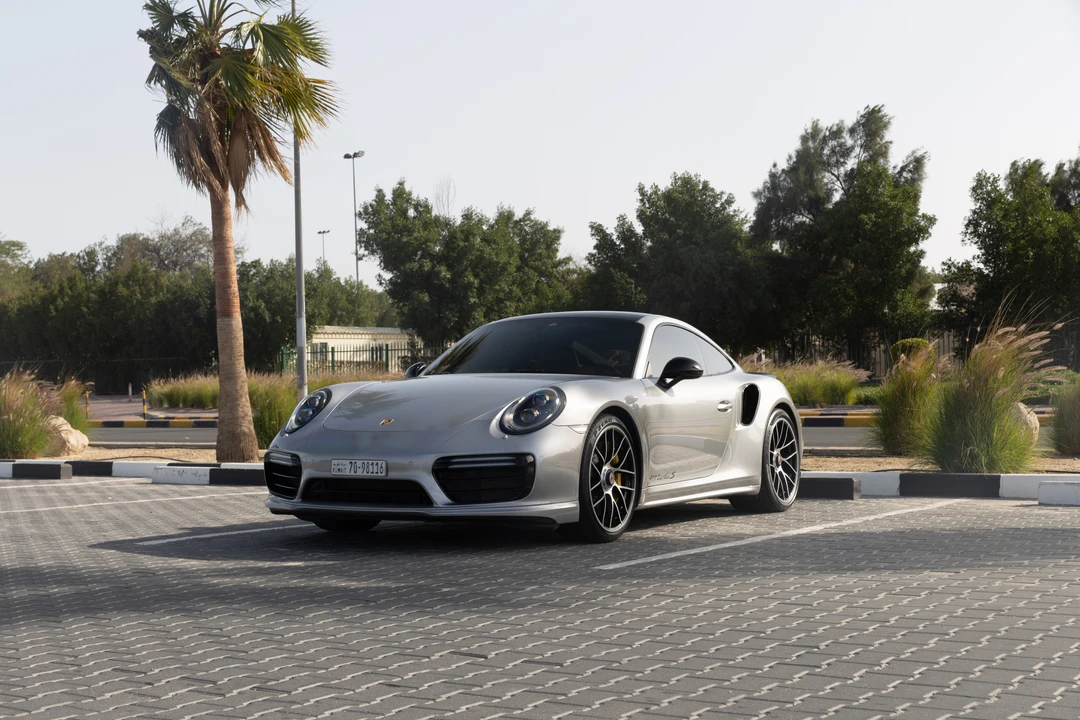 2017 Porsche 991 Turbo S - Image 9 of 31
