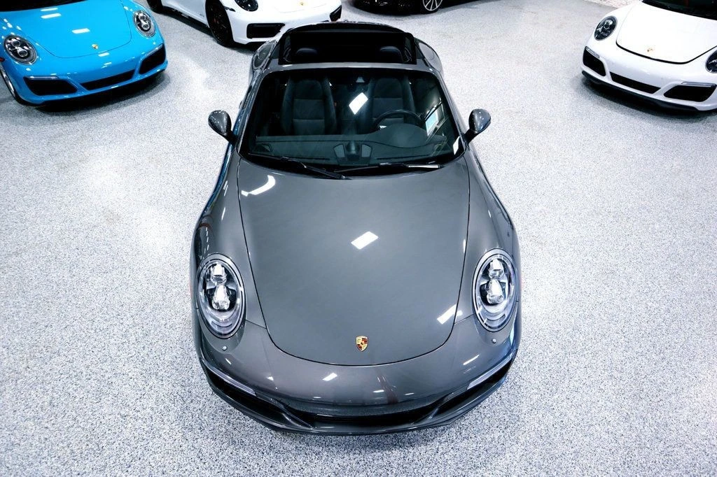 2017 Porsche - Image 12 of 12
