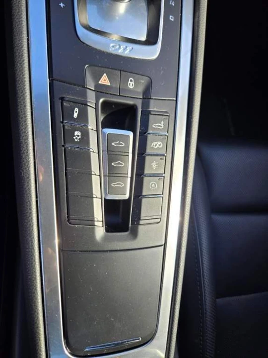 2017 Porsche 991 Carrera 4 - Image 3 of 10