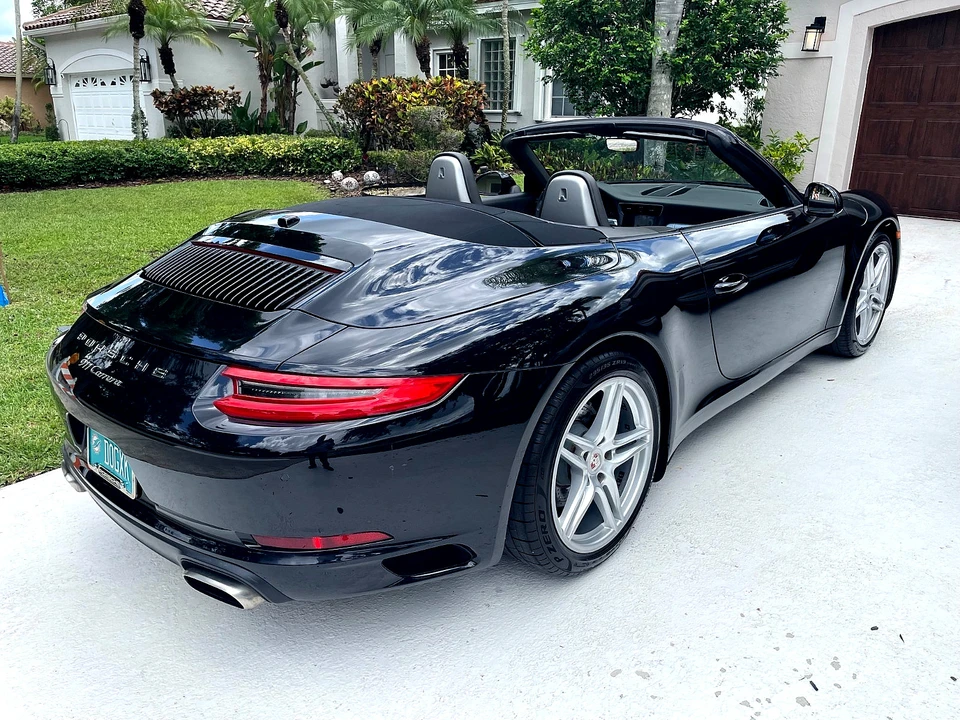 2017 Porsche 991 Carrera - Image 5 of 16
