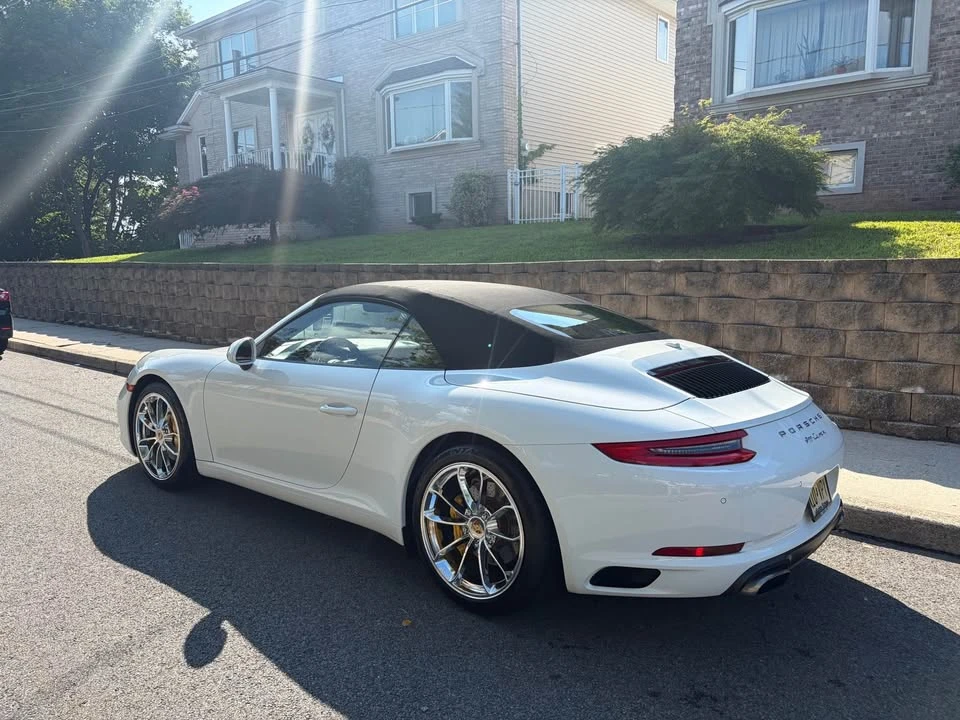2017 Porsche 991 Carrera - Image 7 of 15