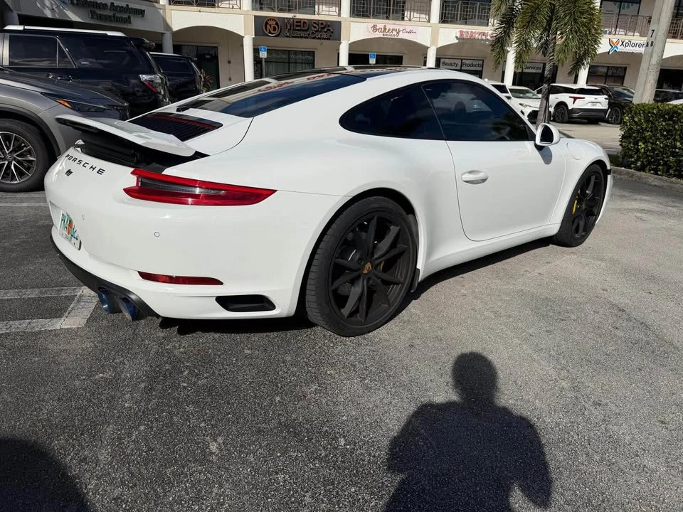 2017 Porsche 991 Carrera - Image 6 of 13