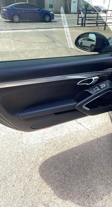 2017 Porsche 991 Carrera 4 - Image 13 of 16