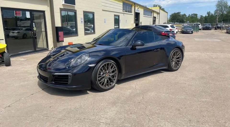 2017 Porsche 991 Carrera 4 - Image 4 of 16