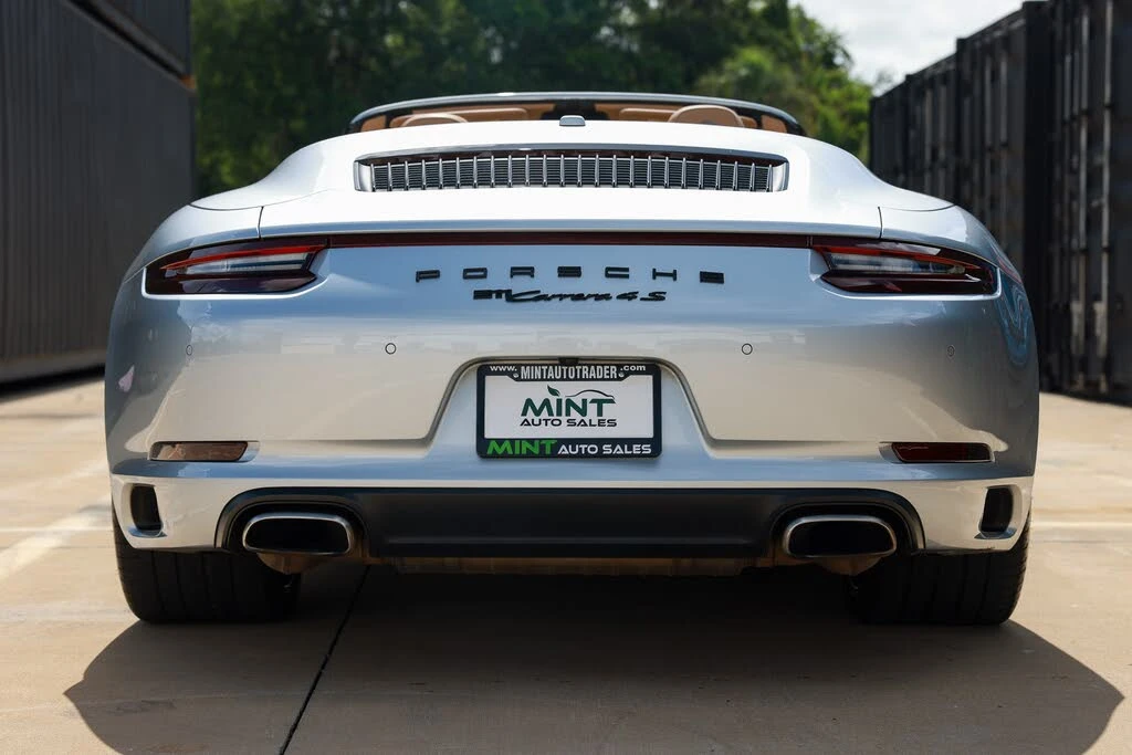 2017 Porsche 991 Carrera 4 - Image 11 of 31