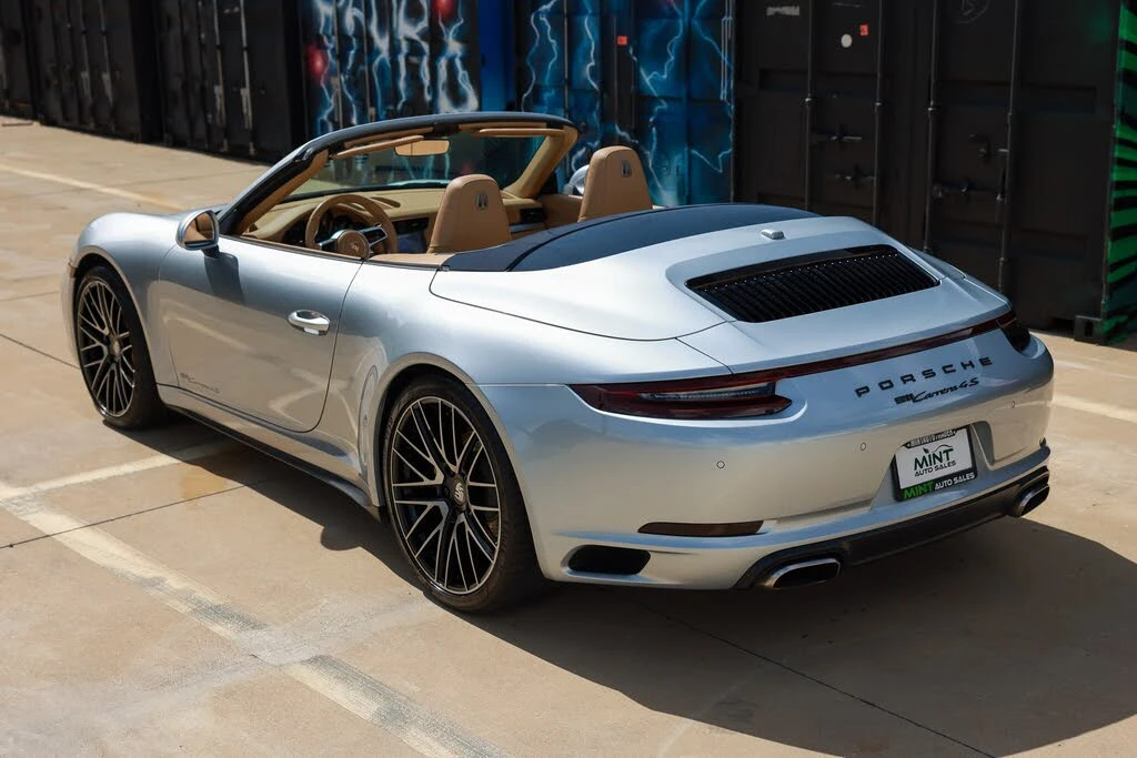 2017 Porsche 991 Carrera 4 - Image 8 of 31