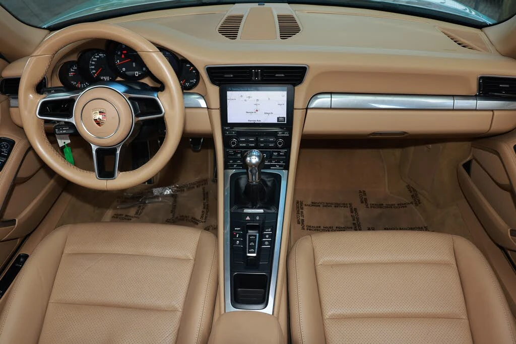 2017 Porsche 991 Carrera 4 - Image 25 of 31