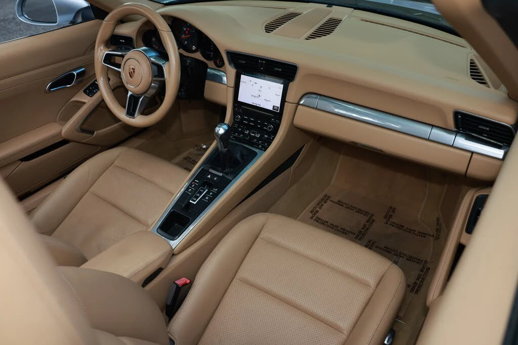 2017 Porsche 991 Carrera 4 - Image 20 of 31