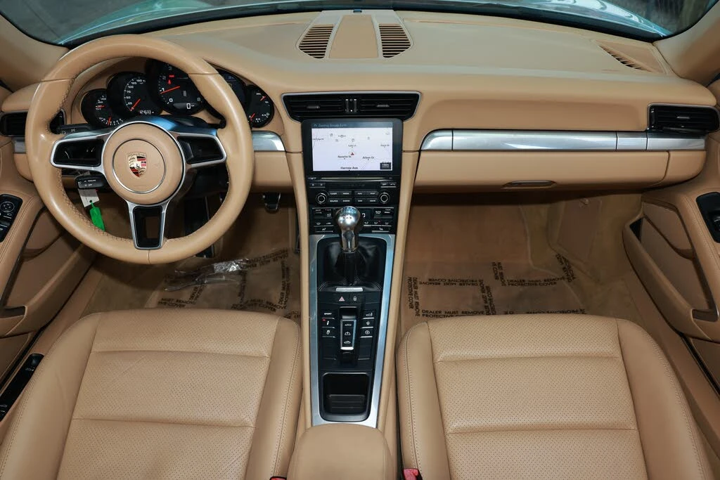 2017 Porsche 991 Carrera 4 - Image 2 of 31