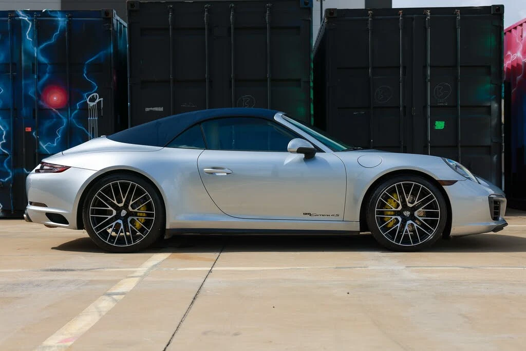 2017 Porsche 991 Carrera 4 - Image 17 of 31