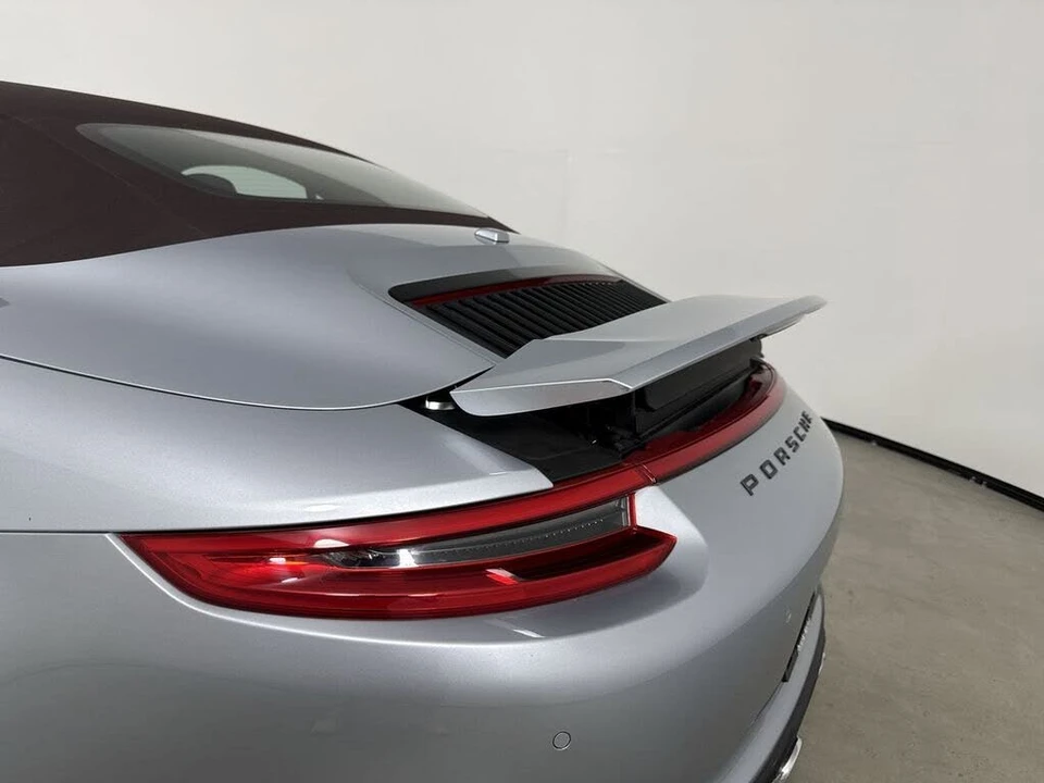 2017 Porsche 991 Carrera 4 - Image 17 of 31