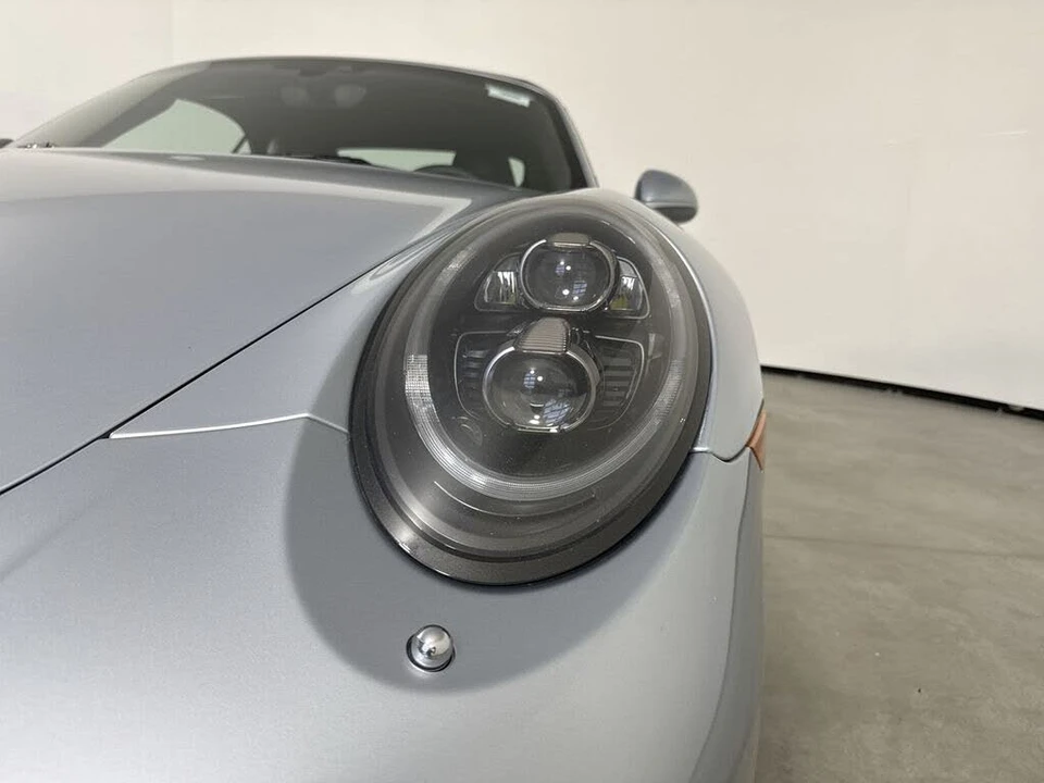 2017 Porsche 991 Carrera 4 - Image 11 of 31