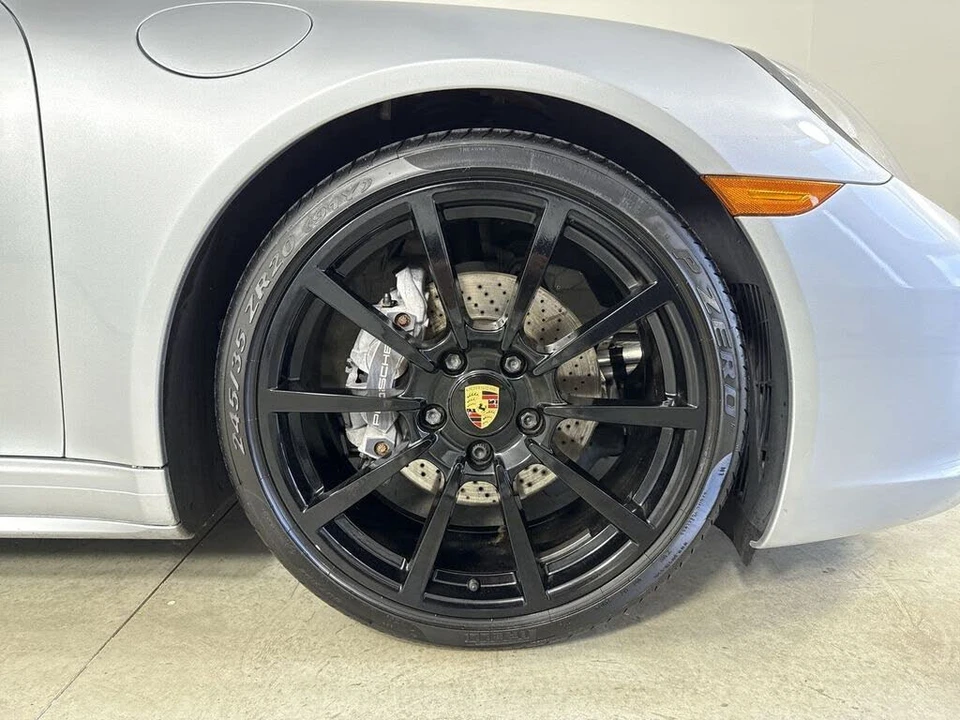 2017 Porsche 991 Carrera 4 - Image 15 of 31