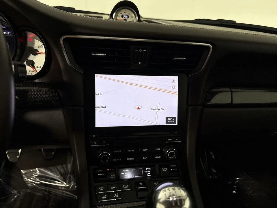 2017 Porsche 991 Carrera 4 - Image 27 of 31