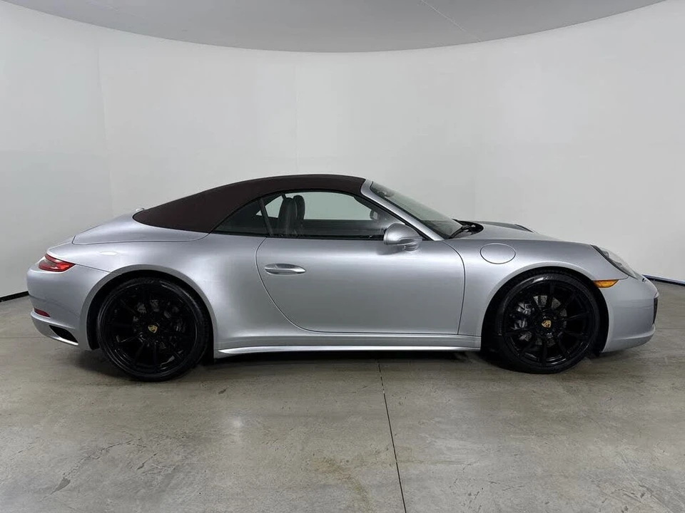 2017 Porsche 991 Carrera 4 - Image 8 of 31