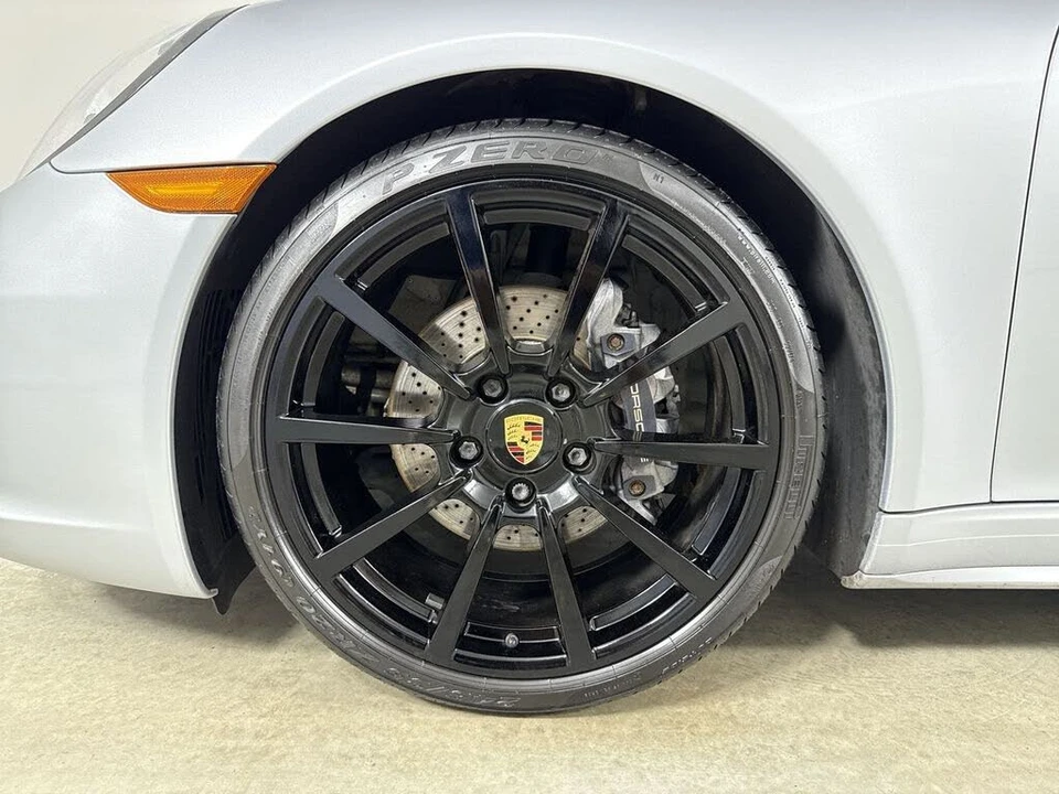 2017 Porsche 991 Carrera 4 - Image 13 of 31