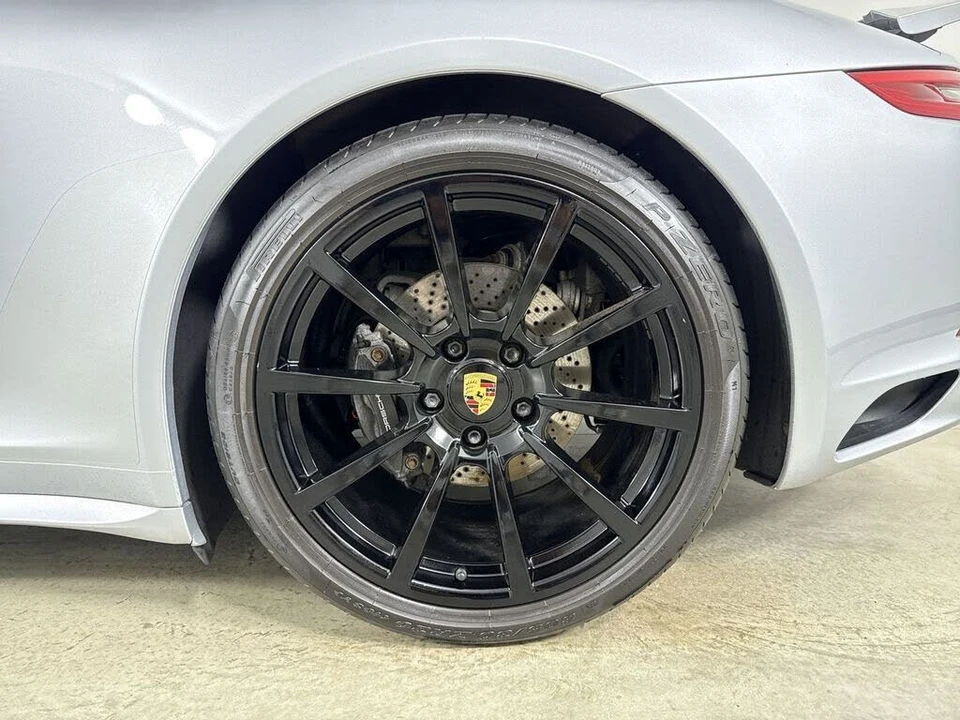 2017 Porsche 991 Carrera 4 - Image 14 of 31