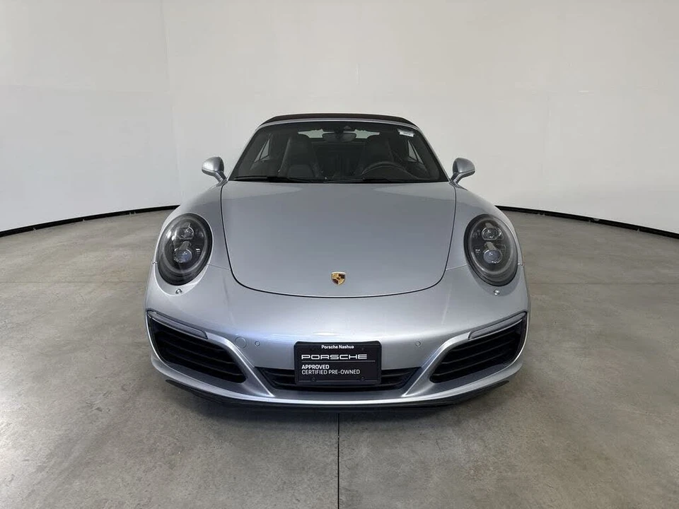 2017 Porsche 991 Carrera 4 - Image 10 of 31