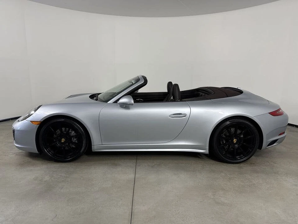2017 Porsche 991 Carrera 4 - Image 2 of 31