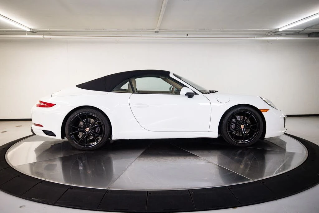 2017 Porsche 991 Carrera 4 - Image 8 of 29