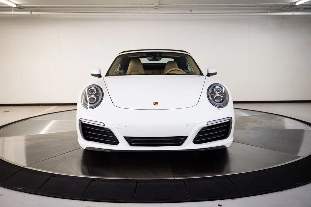2017 Porsche 991 Carrera 4 - Image 10 of 29