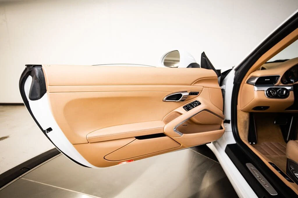 2017 Porsche 991 Carrera 4 - Image 23 of 29