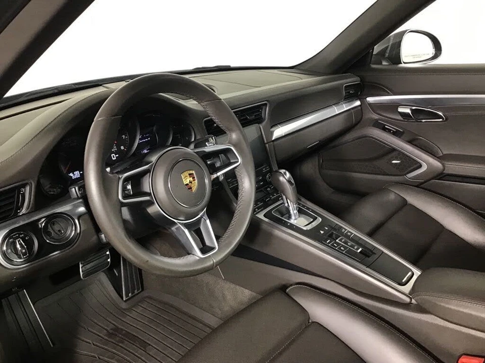 2017 Porsche 991 Carrera 4 - Image 4 of 6
