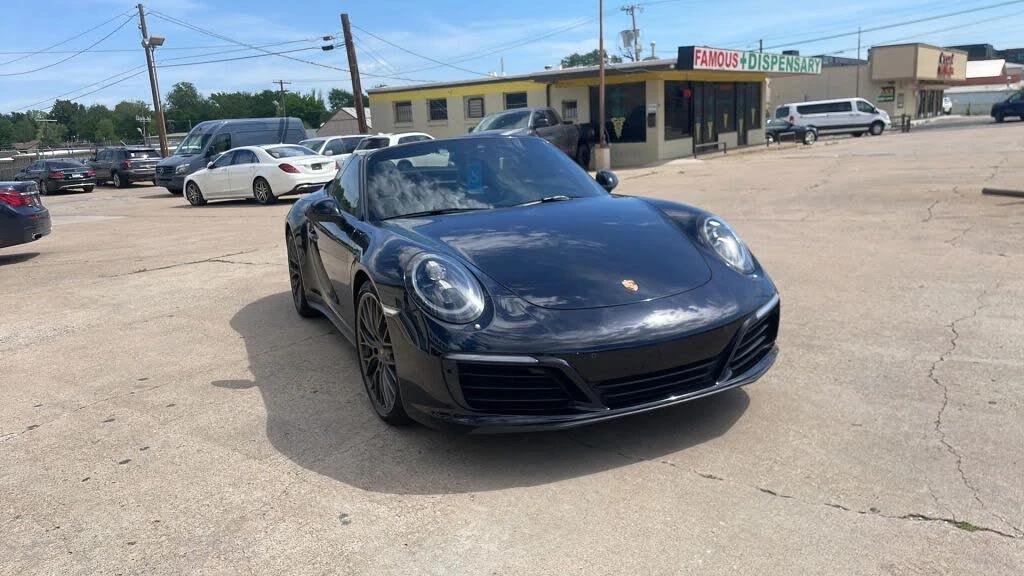 2017 Porsche 991 Carrera 4 - Image 5 of 29