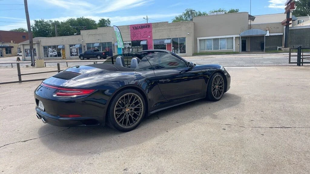 2017 Porsche 991 Carrera 4 - Image 9 of 29