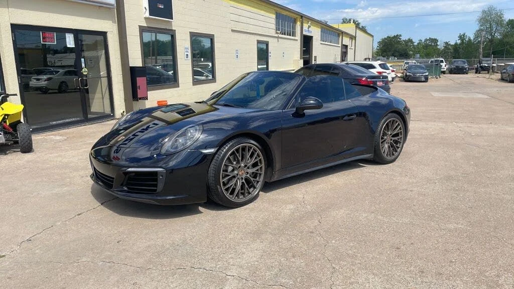 2017 Porsche 991 Carrera 4 - Image 2 of 29