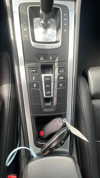 2017 Porsche 991 Carrera 4 - Image 28 of 29